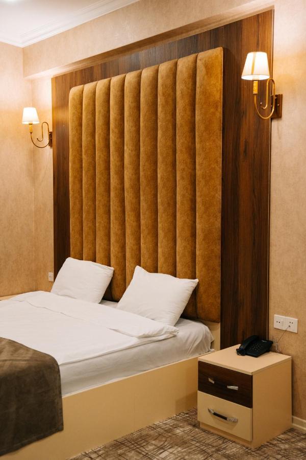 The Clocktower Hotel Baku Exterior photo